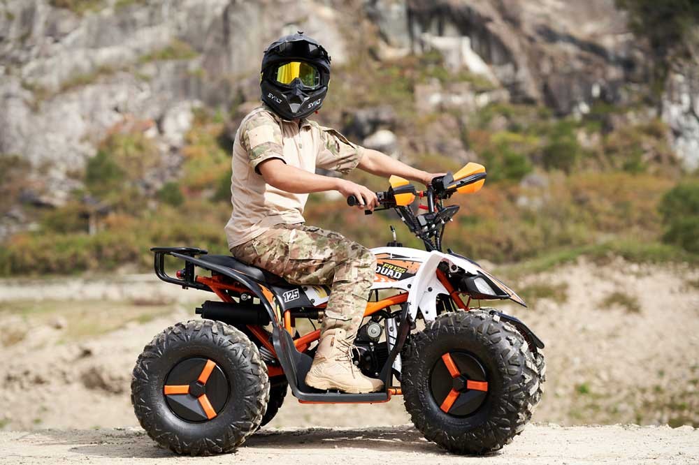 Gasoline ATV FR125ATV-SP chassis and suspension detail