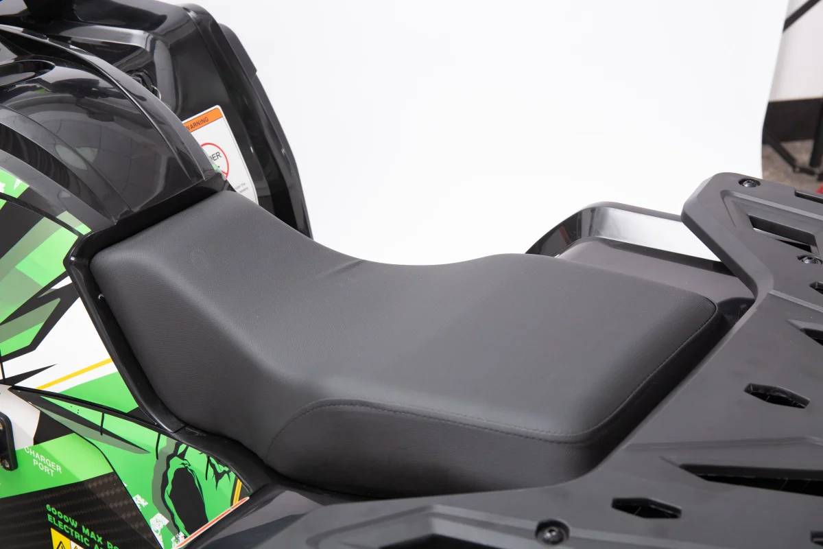 ej60datv-ut-atv-key-features-seat