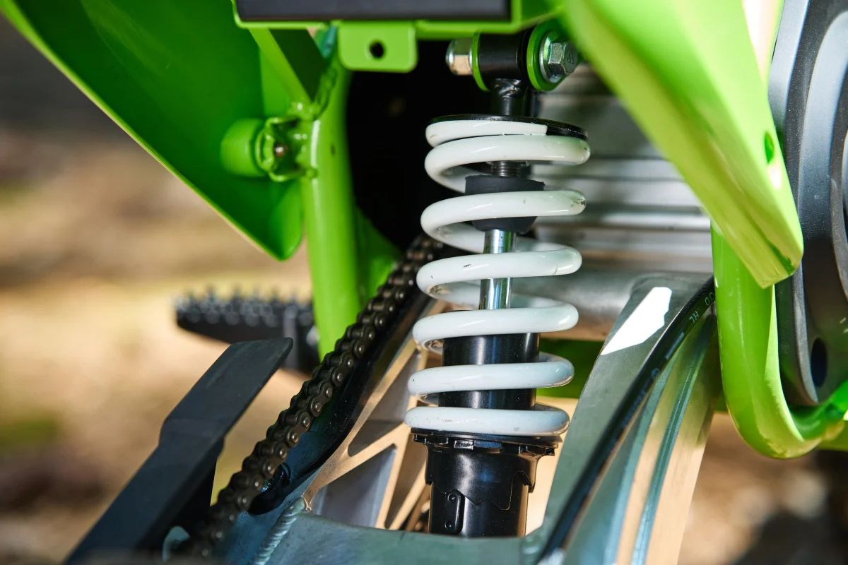 ej20deb-electric-dirt-bike-key-features-2