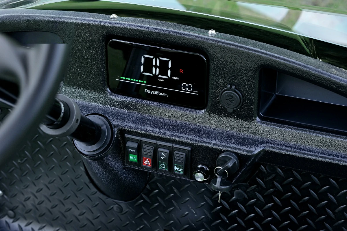 ej36-1400ms-mobility-scooter-Operation-Panel-with-LCD-Display